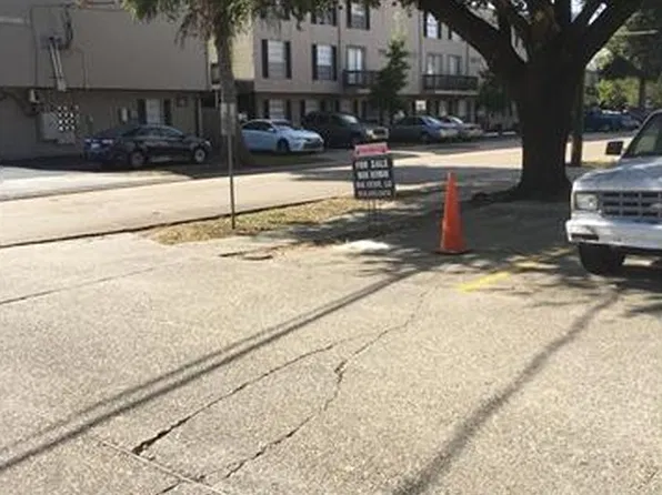 4833 Zenith St, Metairie, LA 70001