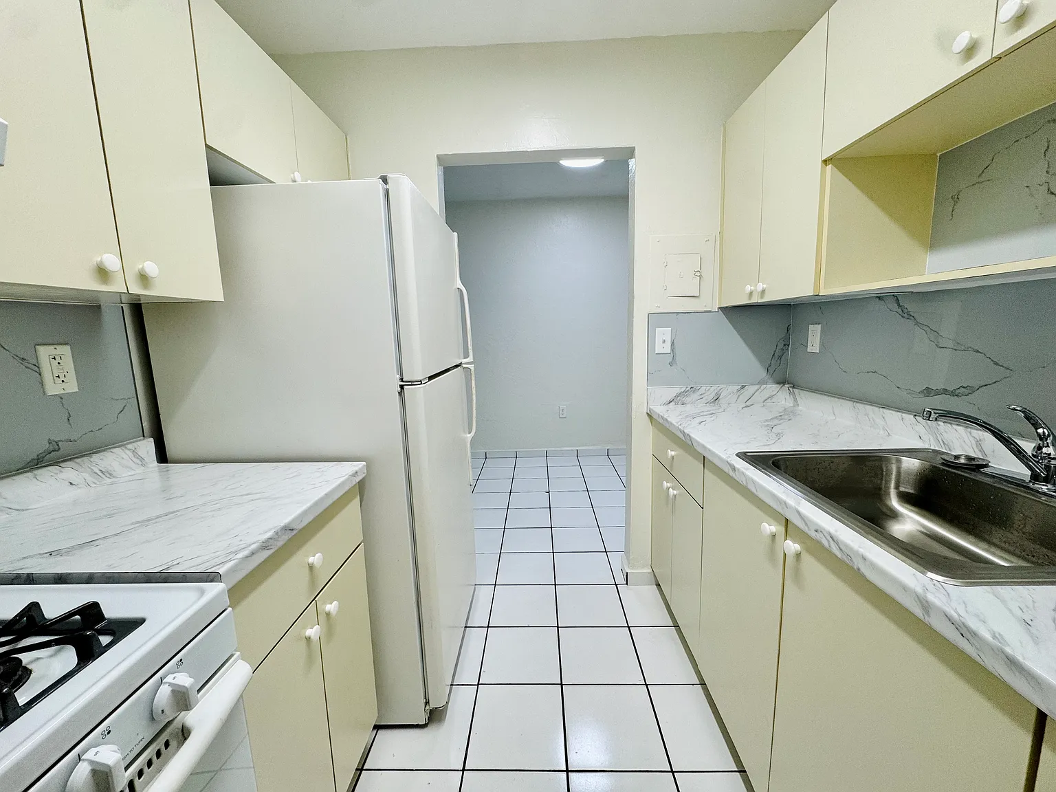 4655 Palm Ave — Photo 4