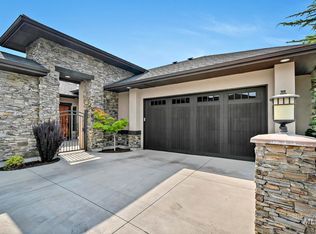 5736 N Duxbury Pier Ln, Garden City, ID 83714
