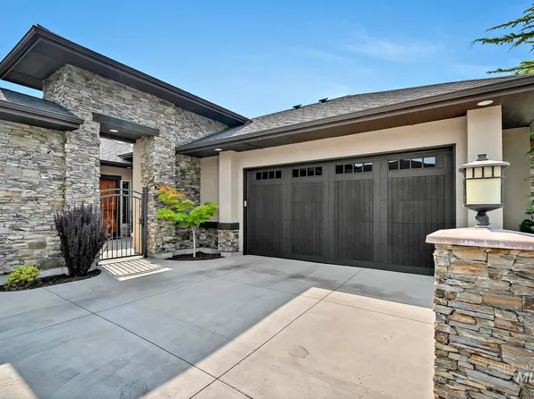 5736 N Duxbury Pier Ln, Garden City, ID 83714