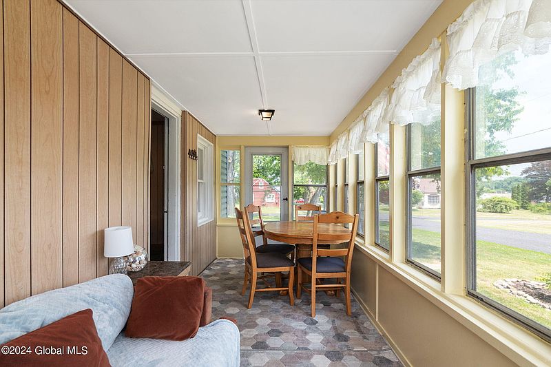 3rd image of 105 Western Avenue