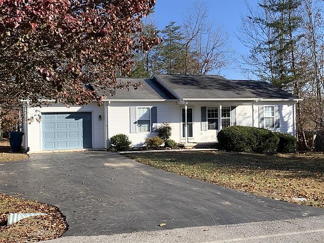 1st image of 551 Bobwhite Dr
