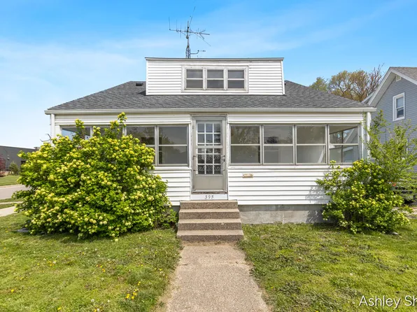 395 W 19th St, Holland, MI 49423