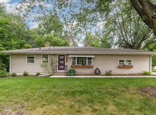 9900 Cedar Lake Rd, Minnetonka, MN 55305