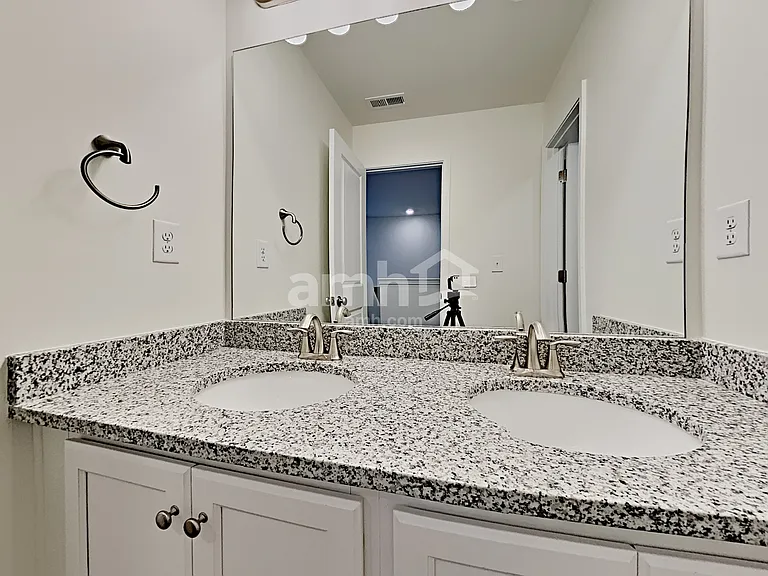 5120 Smithbriar Dr — Photo 20