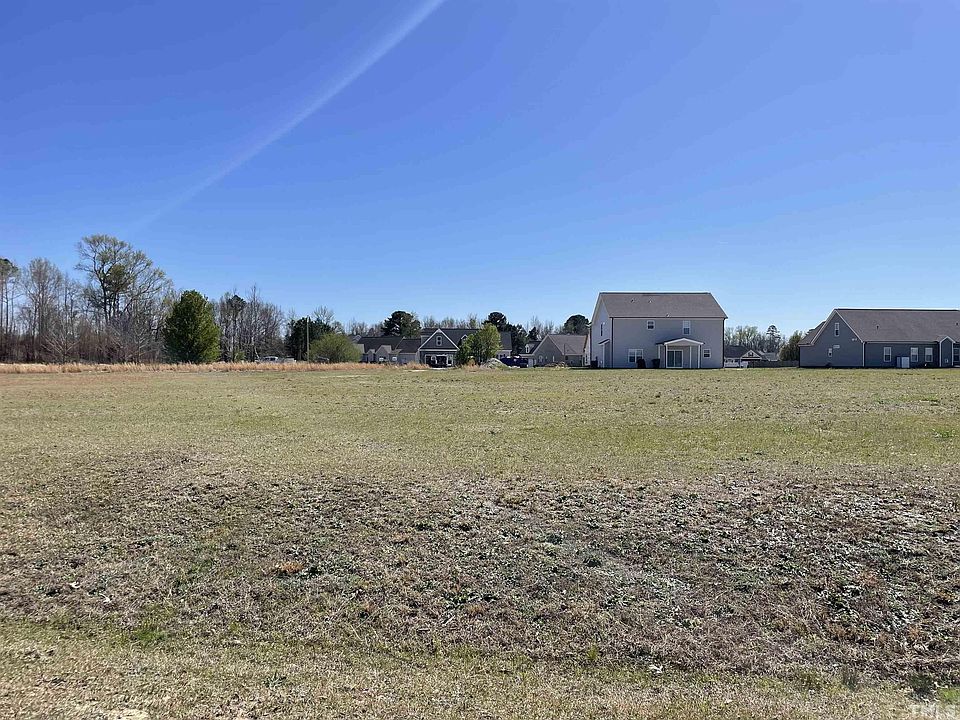1st image of 208 Stonewood Dr