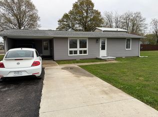 703 Walker St, Bernie, MO 63822