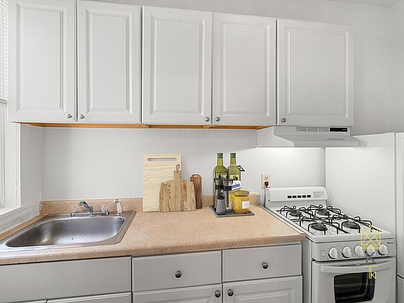 5th image of 126 Babcock St #7-A
