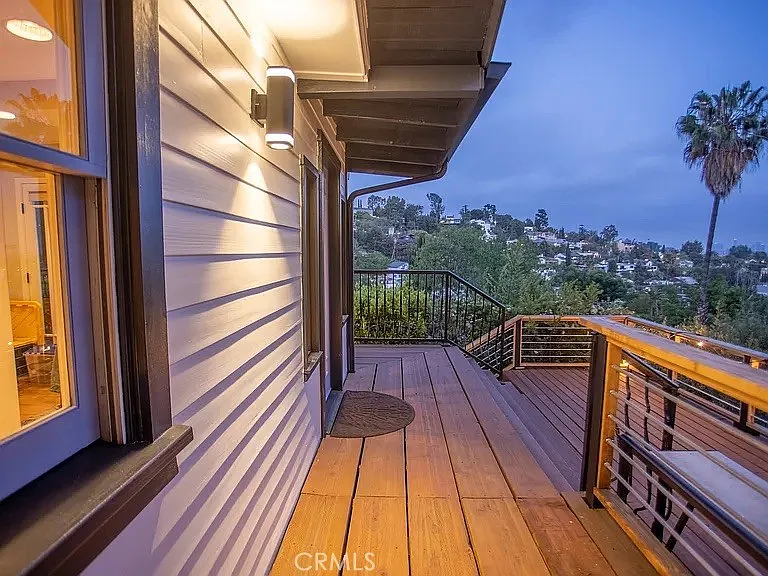 2597 Dearborn Dr — Photo 21