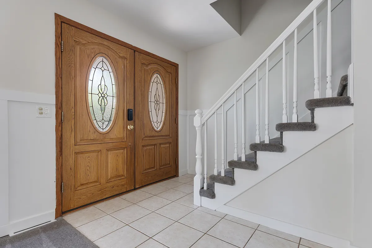 3 bed, 2.5 bath, 1830 sqft, $3,095 — Photo 3
