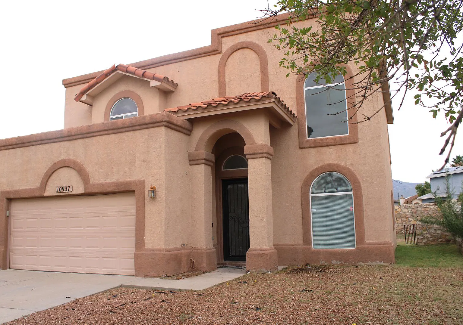 10937 Cattle Ranch — Photo 1