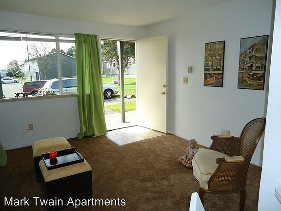 2nd image of 5930 6th Ave APT G15