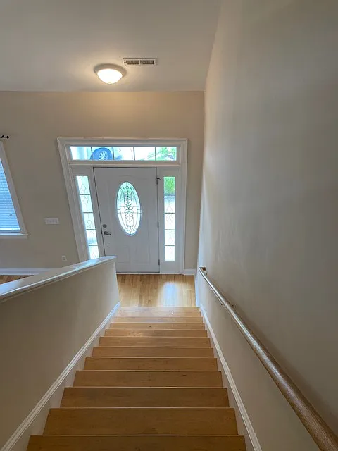 4 bed, 2.5 bath, 1853 sqft, $2,095 — Photo 4