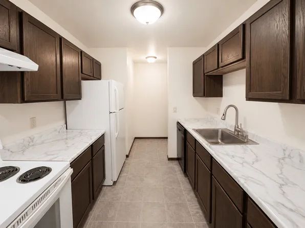 Sunset Lane Apartments