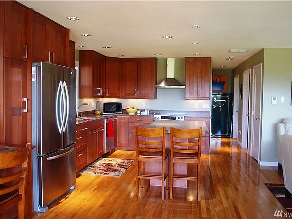 4th image of 6226 151st Ave SE