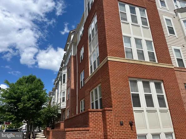 2655 Prosperity Ave APT 415, Fairfax, VA 22031