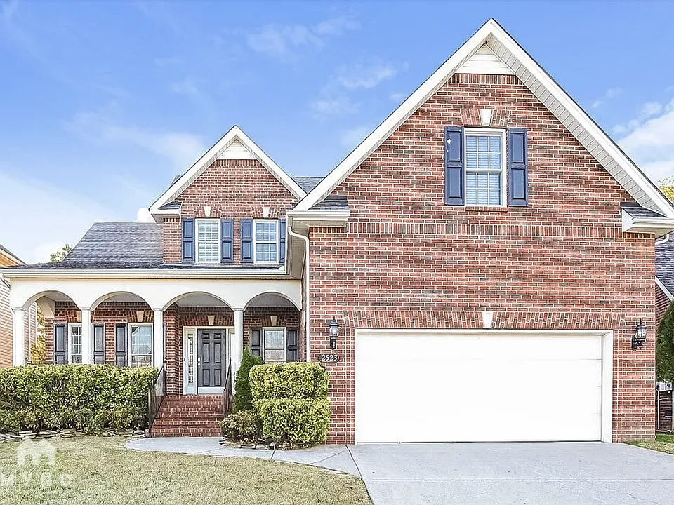 2523 Oak Hill Dr