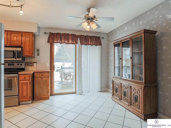 3rd image of 5844 N 104th St