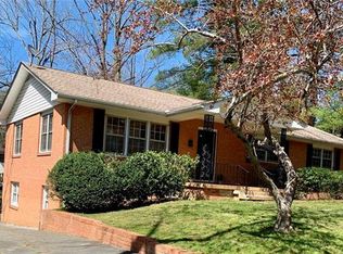 1005 Fassifern Ct, Hendersonville, NC 28791