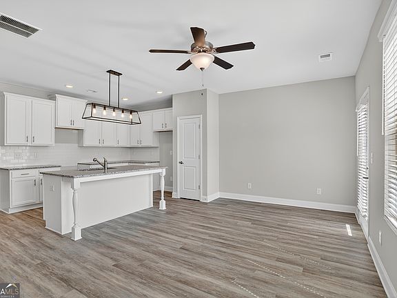 5th image of 3404 Ripple Loop #130