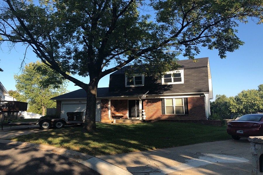 2nd image of 3 Pilot Hill Ct