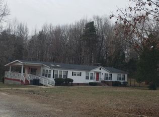 1520 Tuggle Rd, Farmville, VA 23901