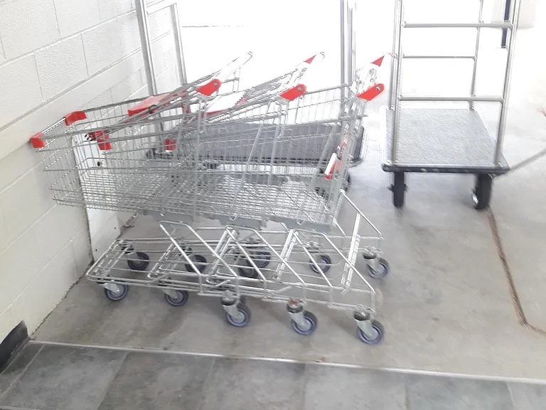 Grocery and luggage carts for your convenience. Walk to neighborhood Walmart three blocks away.