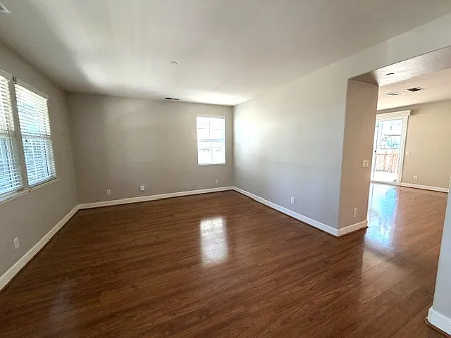 2620 Farmers Central Rd — Photo 10