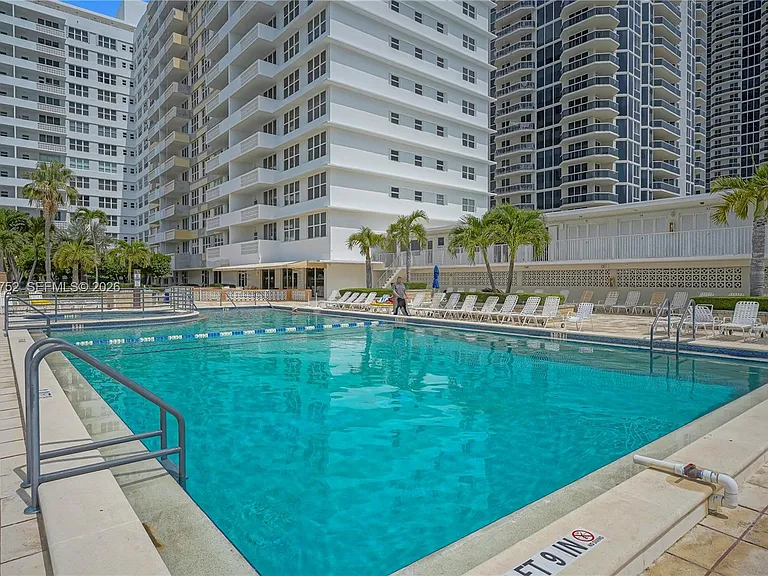 4747 Collins Ave #1503 — Photo 13