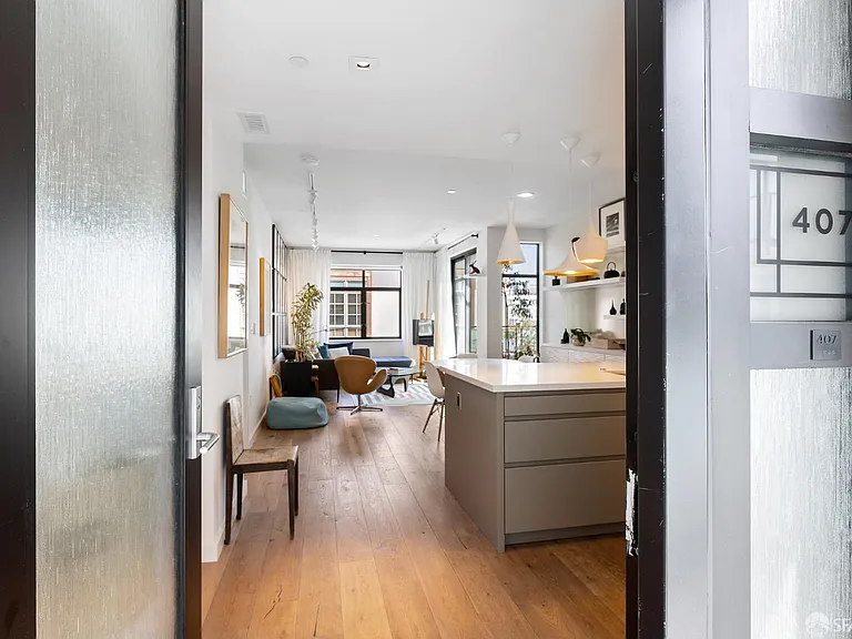 580 Hayes St #407-L — Photo 9