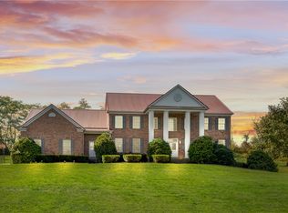 129 Purvis Rd, Butler, PA 16001