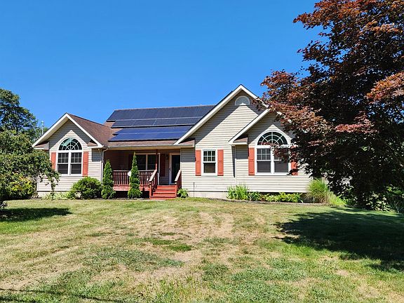 2nd image of 289 Carleton Drive E