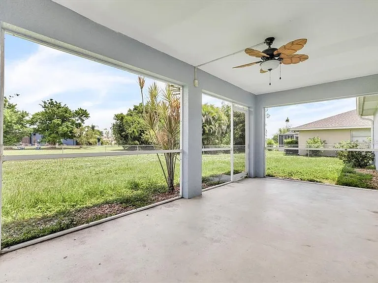 1708 Blue Lake Cir — Photo 31