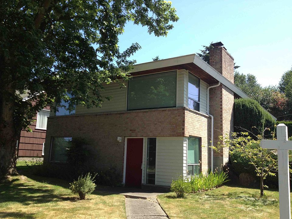 2nd image of 804 NE 91st St