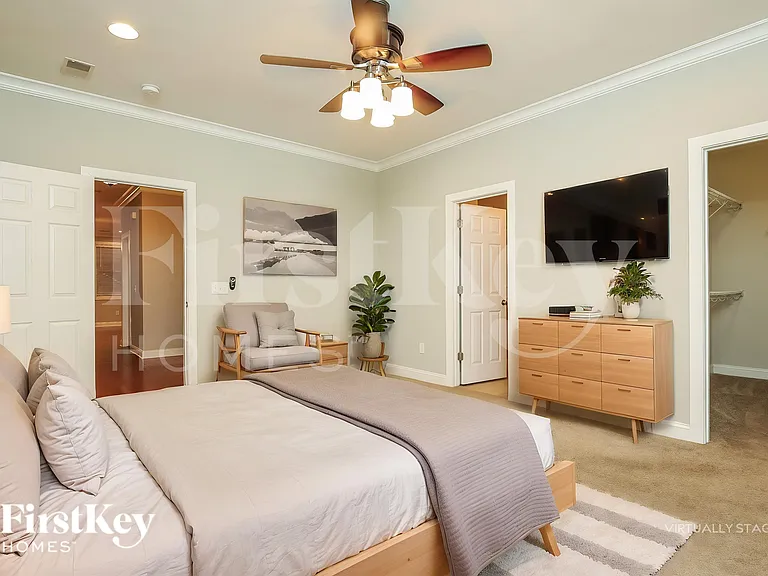 1081 Moss Grove Dr — Photo 11