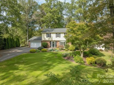 49 Tee Box Ln, Etowah, NC, 28729