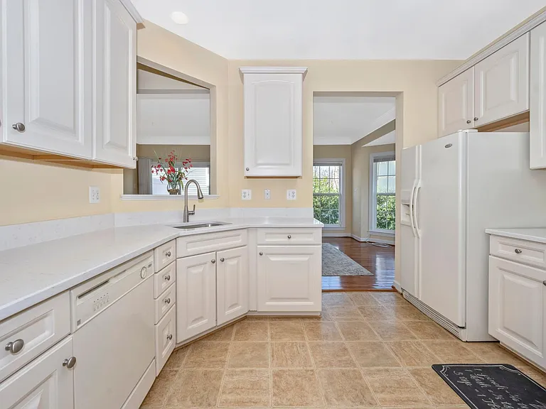 14036 Castle Ridge Way — Photo 50