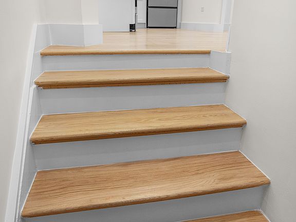 4th image of 265 W 94th St #8