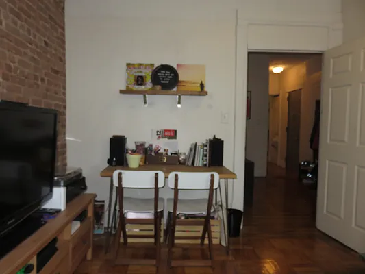 Rented by Rennit Inc. | media 4