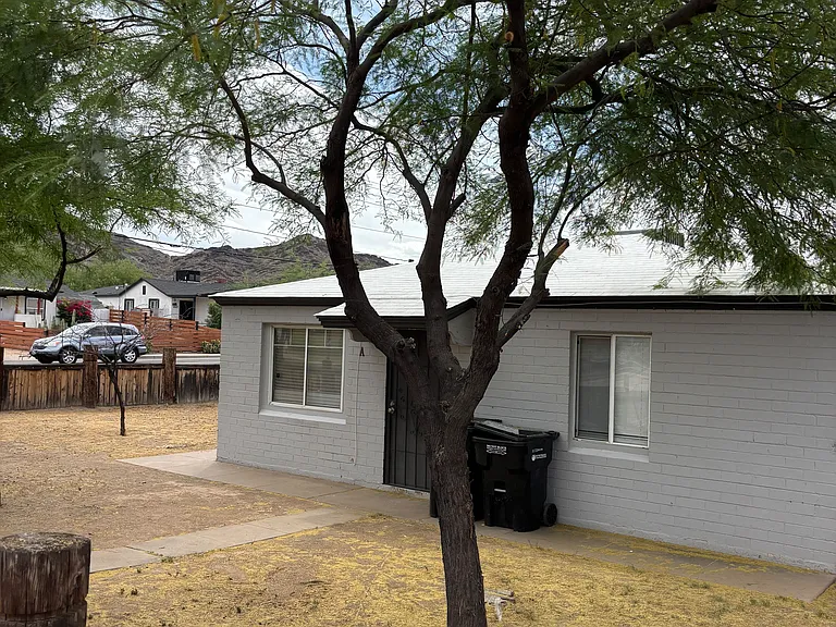 1155 E Hatcher Rd #A — Photo 27