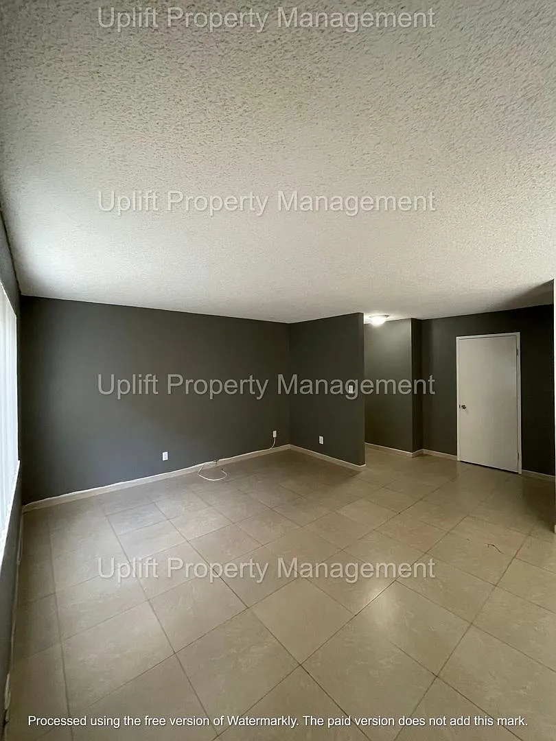 2 bed, 2.0 bath, 1139 sqft, $2,295 — Photo 1