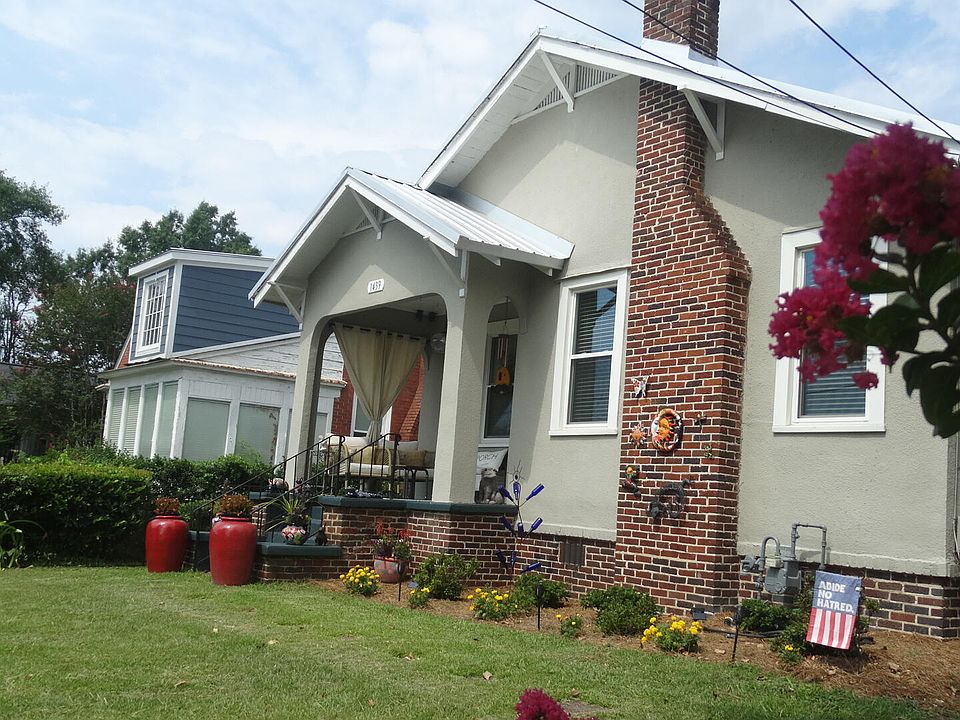 1st image of 1439 Heard Avenue