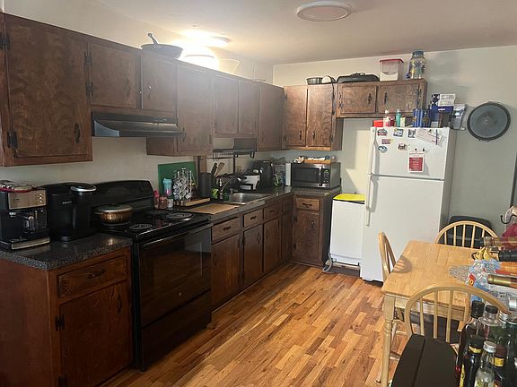 2nd image of 480 Woodward Ave #A