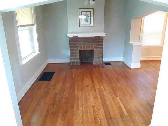 4th image of 4415 Louisiana Ave
