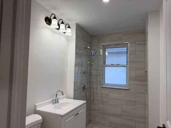 83 Neptune St Floor 2