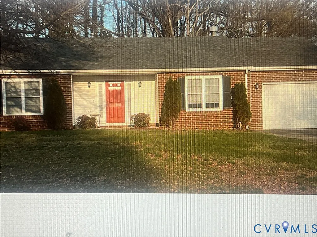 1151 Leslie Ann Dr photo 1