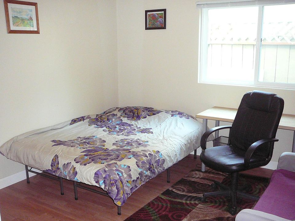 1st image of 121 Broadway St #B