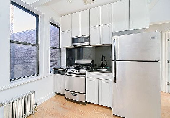 2nd image of 517 W 161st St APT 41