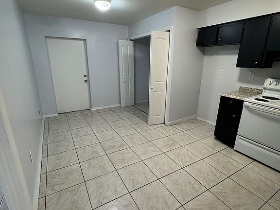 4th image of 4219 Continental Blvd #0