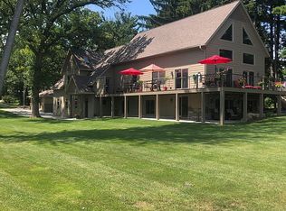 W187S6996 Gold Dr, Muskego, WI 53150